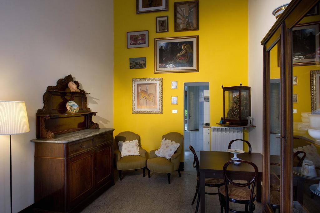 Apartamento Domus Decumana a Palazzo Petrucci Nápoles Habitación foto